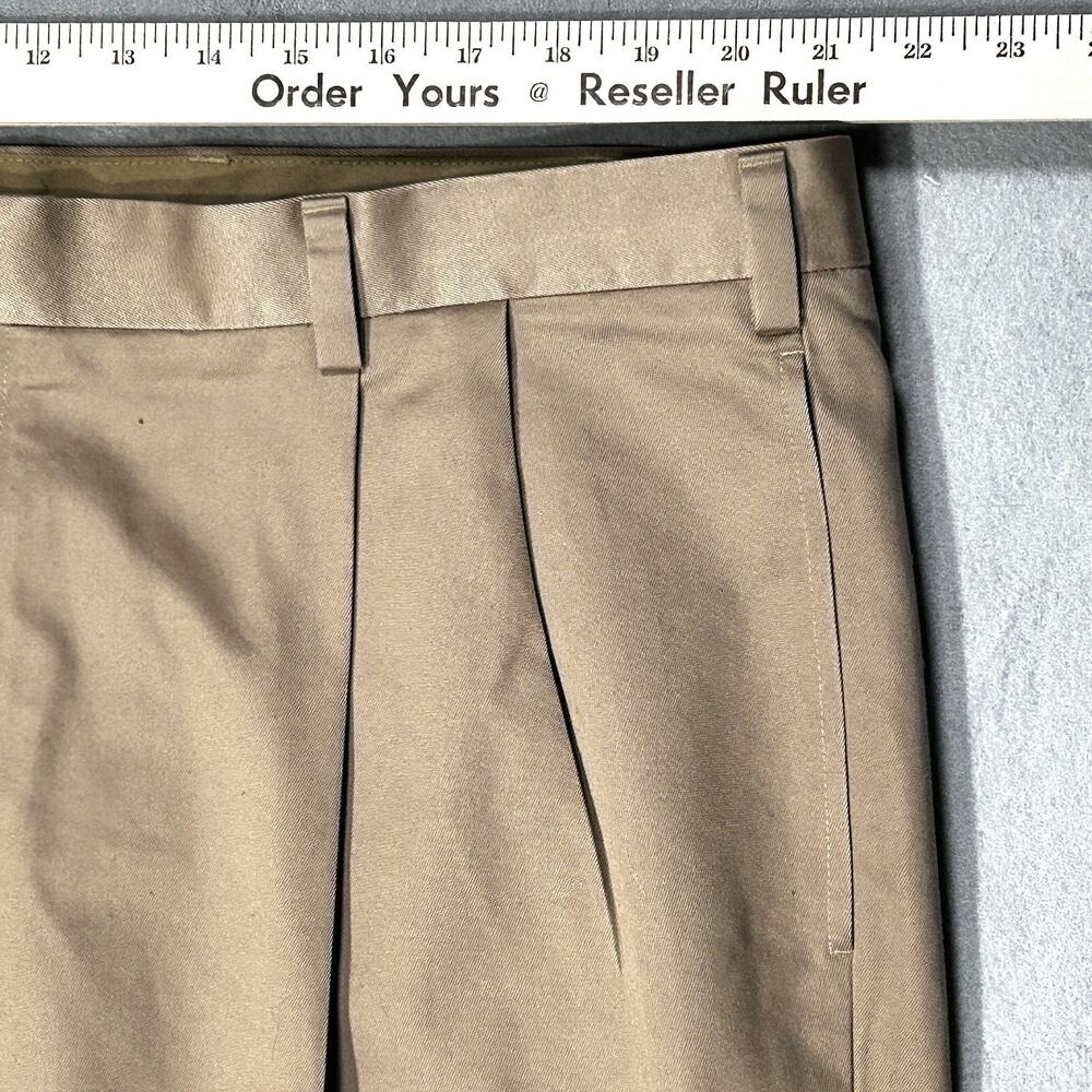 Joseph A. Banks Traveler's Collection Men's 44 X 28 Pleated Cotton Khakis Pants - Picture 5 of 10